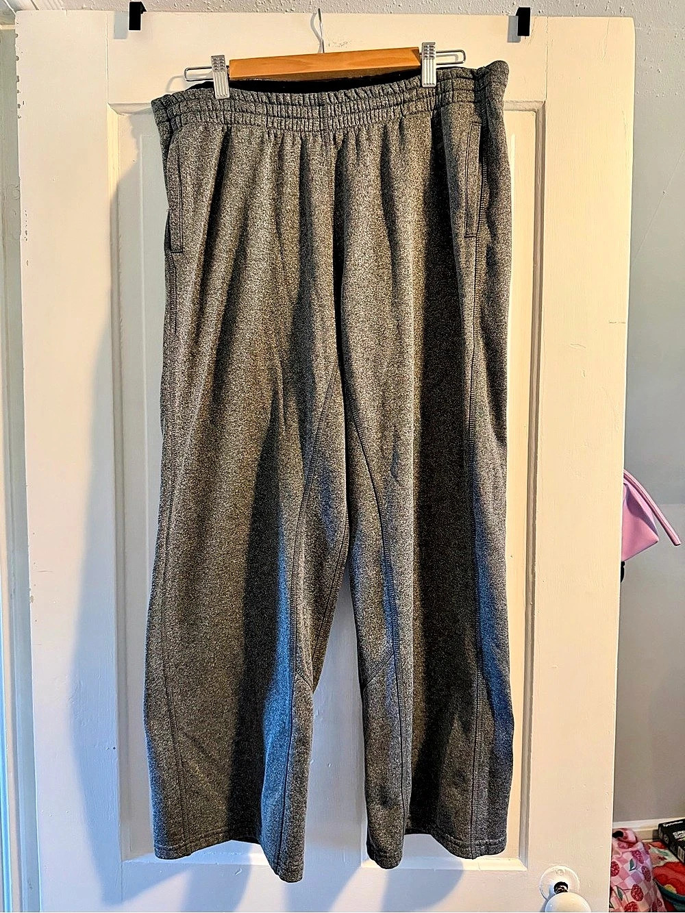 Nike Dri-FIT Gray Jogger Pants Size Large